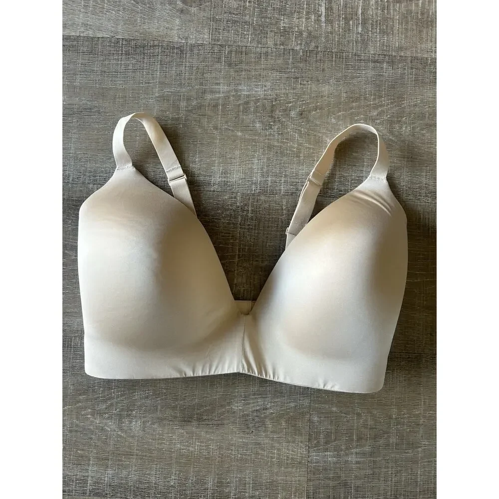 Skims Plunge Bra 38H Nude Beige Seamless Wireless T Shirt Bra EUC - Picture 8 of 8